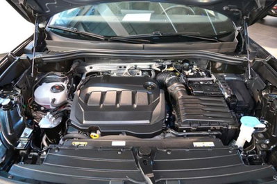 Volkswagen Tiguan 2.0 tdi R-Line 150cv dsg (11)