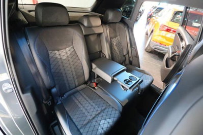 Volkswagen Tiguan 2.0 tdi R-Line 150cv dsg (19)