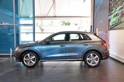 Audi Q3 45 2.0 tfsi quattro 245cv s-tronic (3)