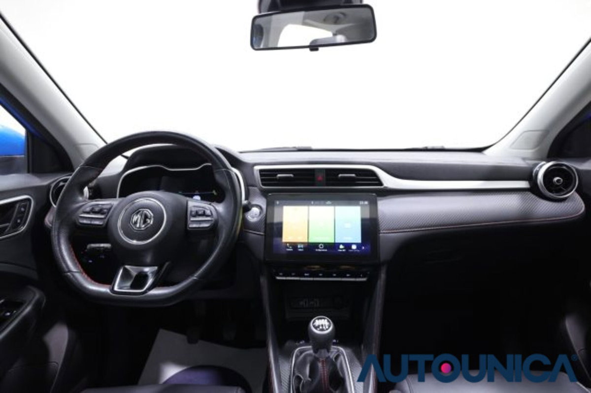 Mg ZS ZS 1.0 Luxury (10)