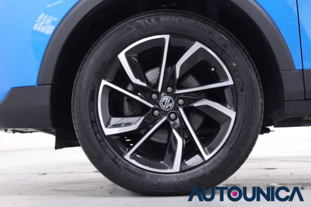 Mg ZS ZS 1.0 Luxury (15)