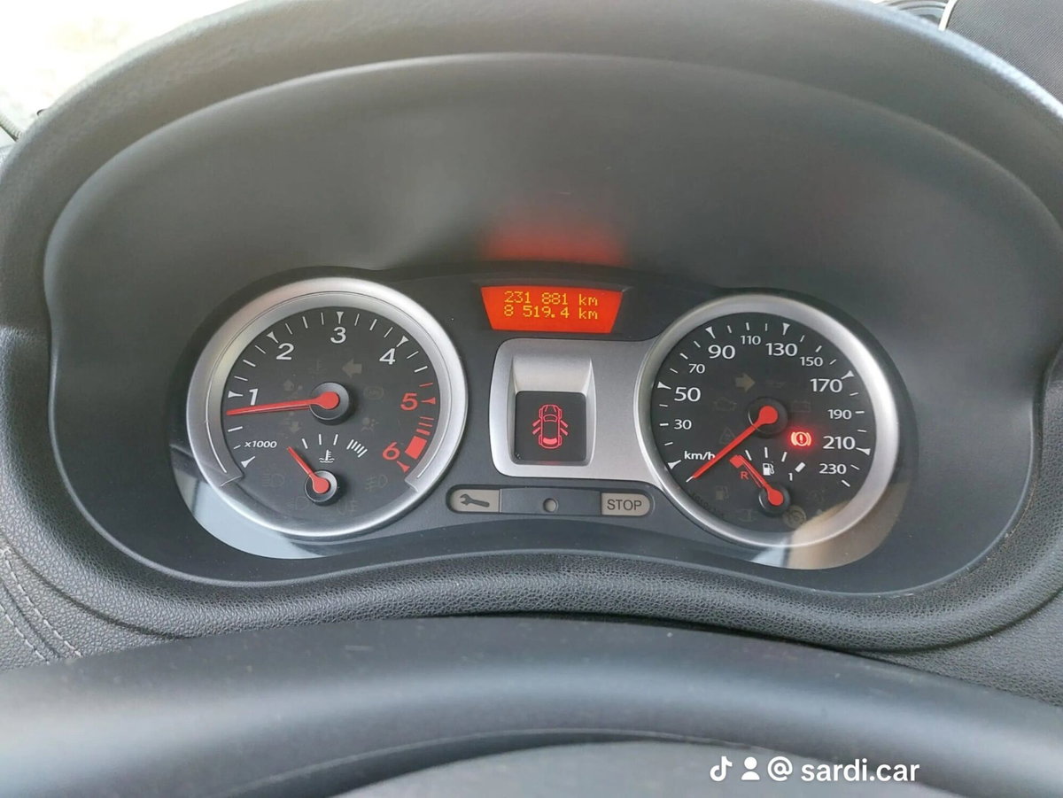 Renault Clio SporTour 1.5 dCi 90CV SporTour Dynamique (10)