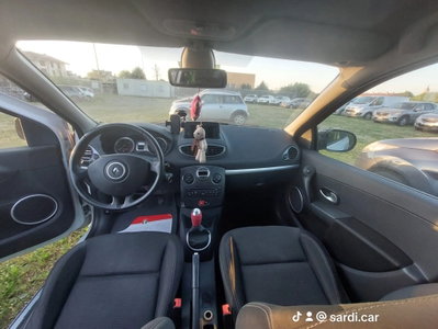 Renault Clio SporTour 1.5 dCi 90CV SporTour Dynamique (14)
