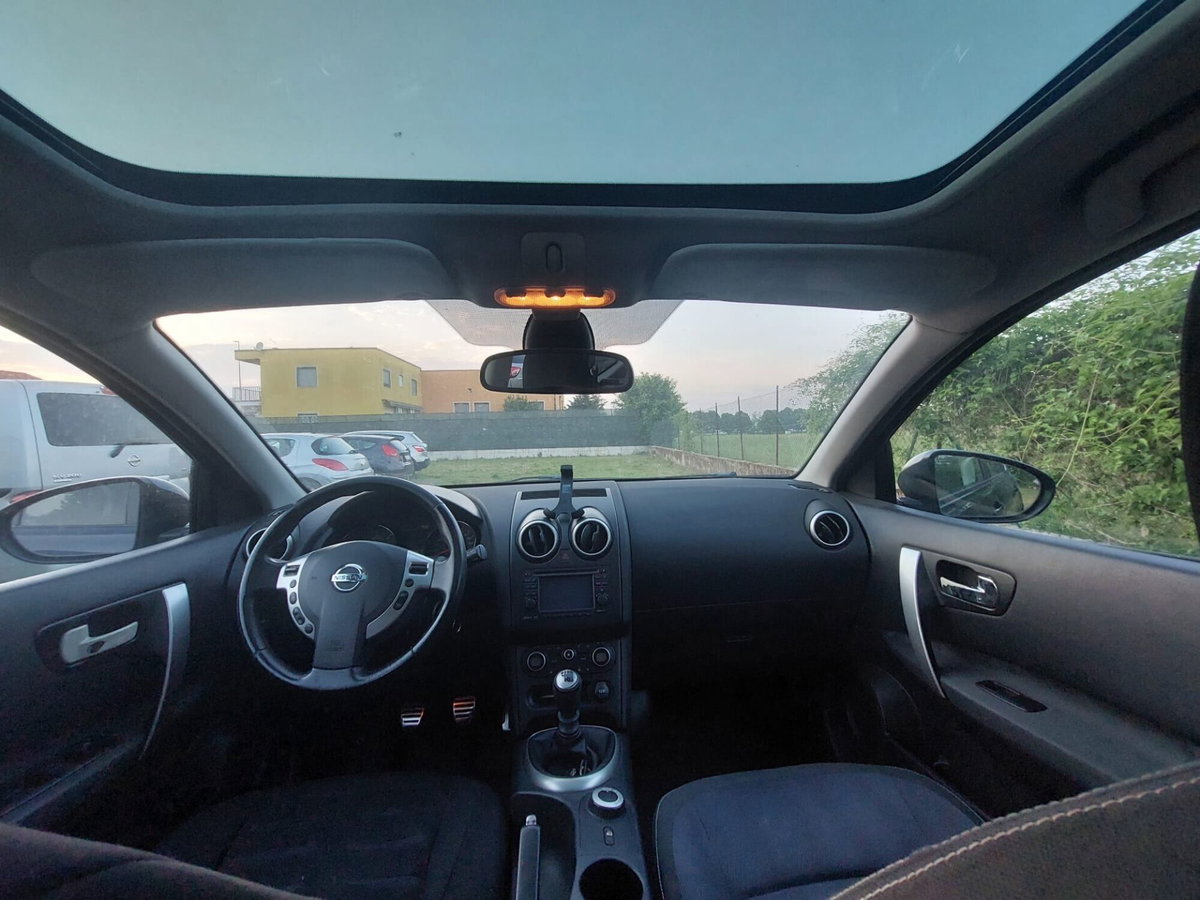 Nissan Qashqai 2.0 dCi DPF Tekna (10)