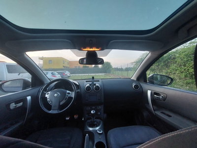 Nissan Qashqai 2.0 dCi DPF Tekna (10)