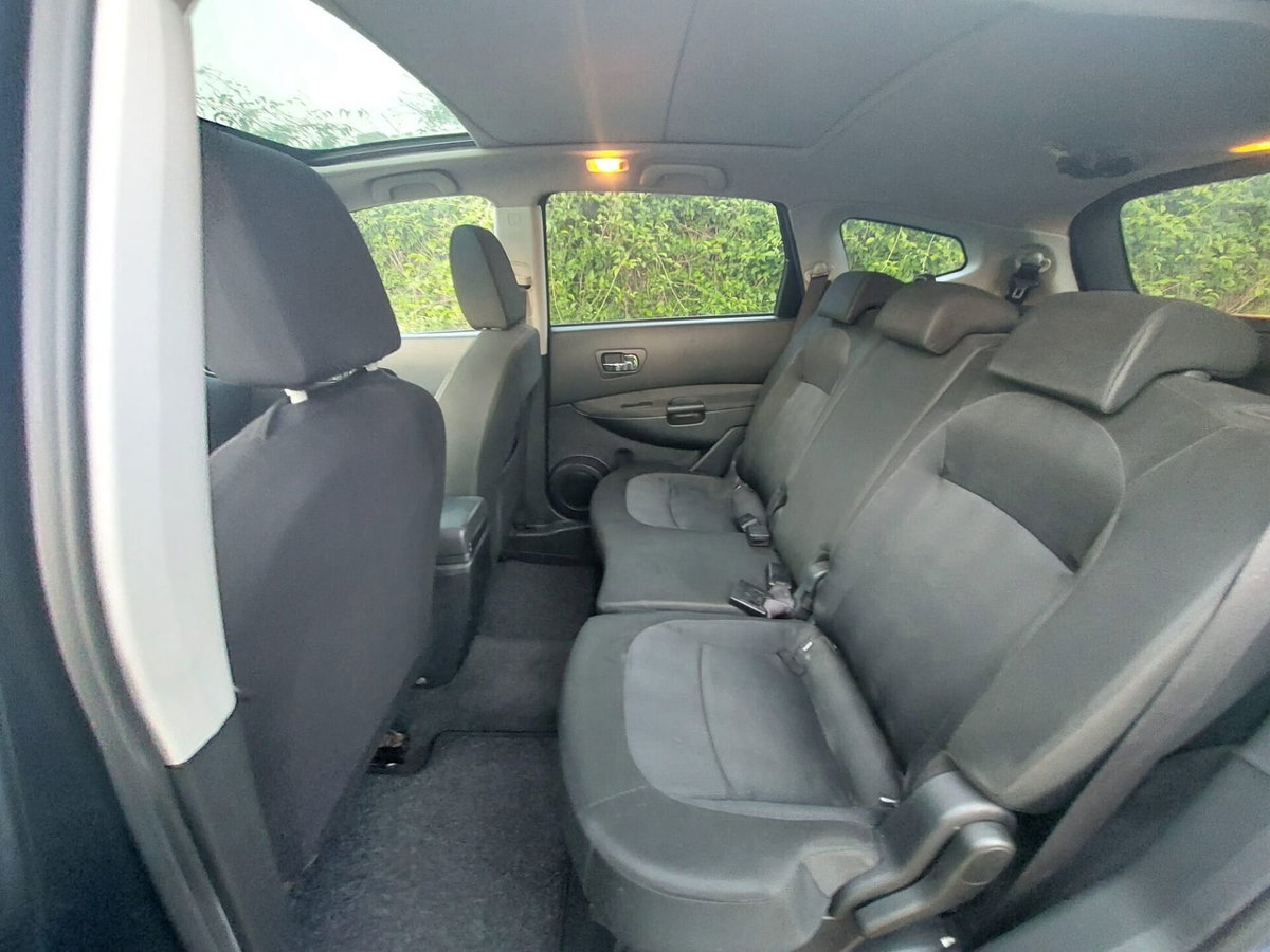 Nissan Qashqai 2.0 dCi DPF Tekna (16)