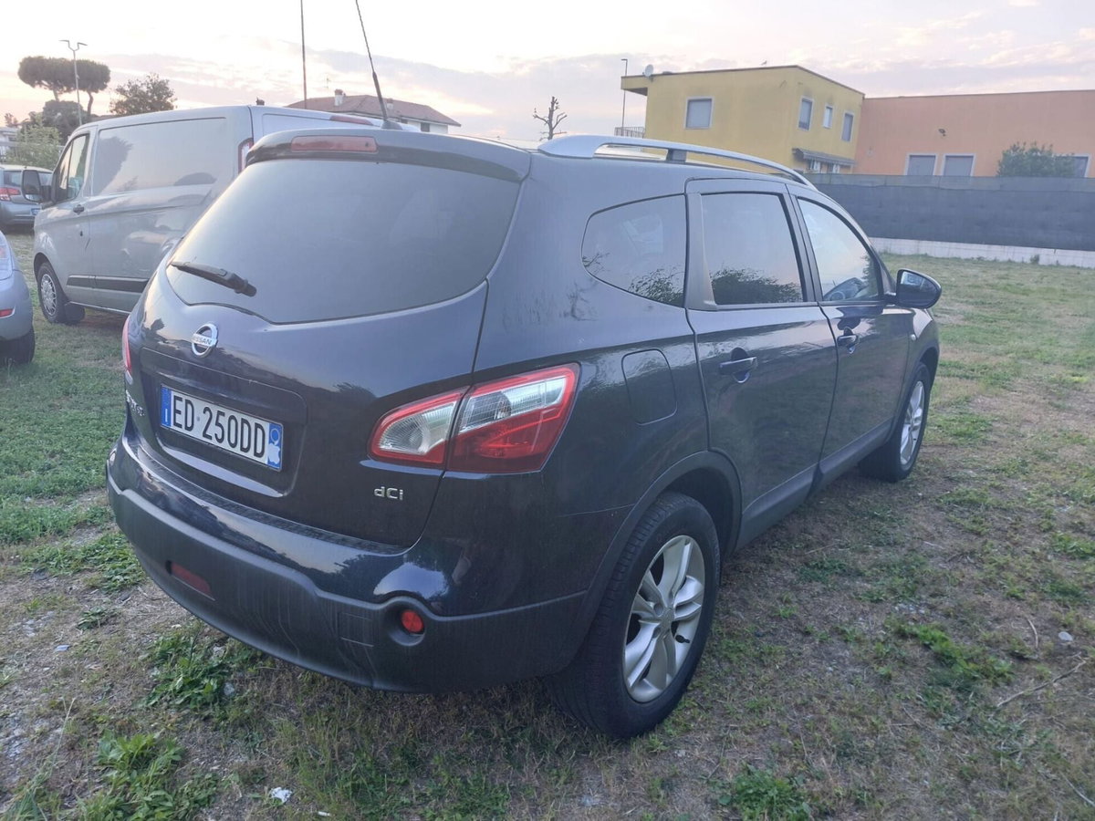 Nissan Qashqai 2.0 dCi DPF Tekna (5)