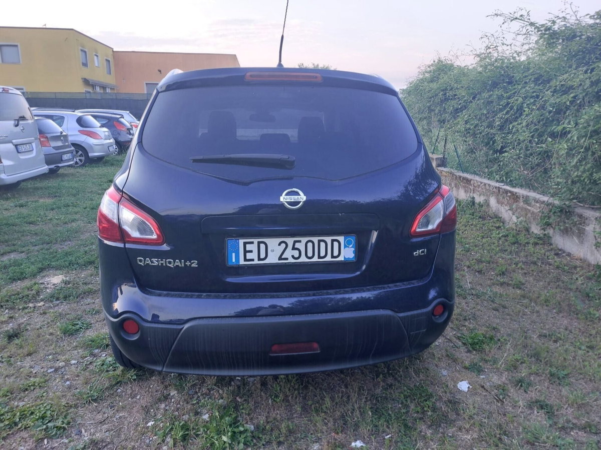 Nissan Qashqai 2.0 dCi DPF Tekna (6)