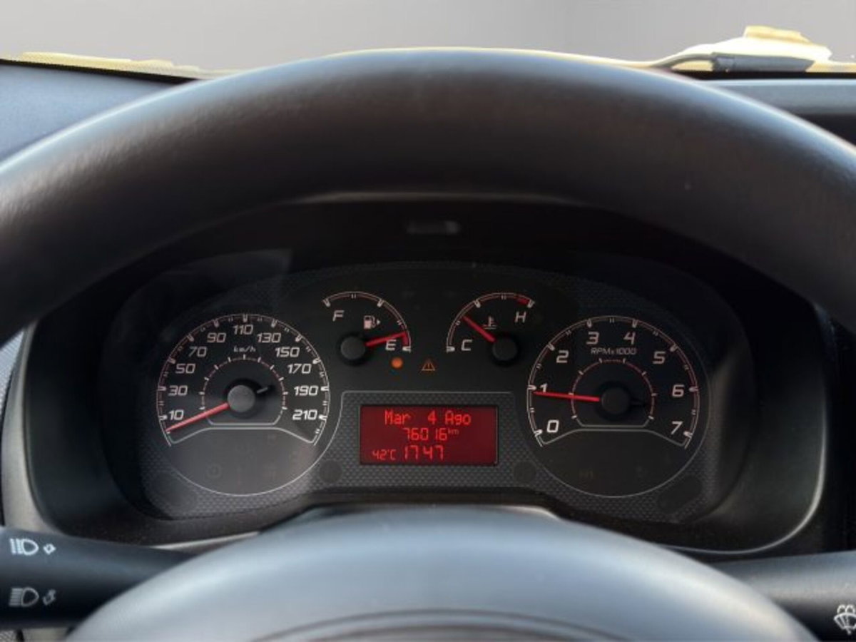 Fiat Fiorino 1.3 MJT 80CV Cargo (12)