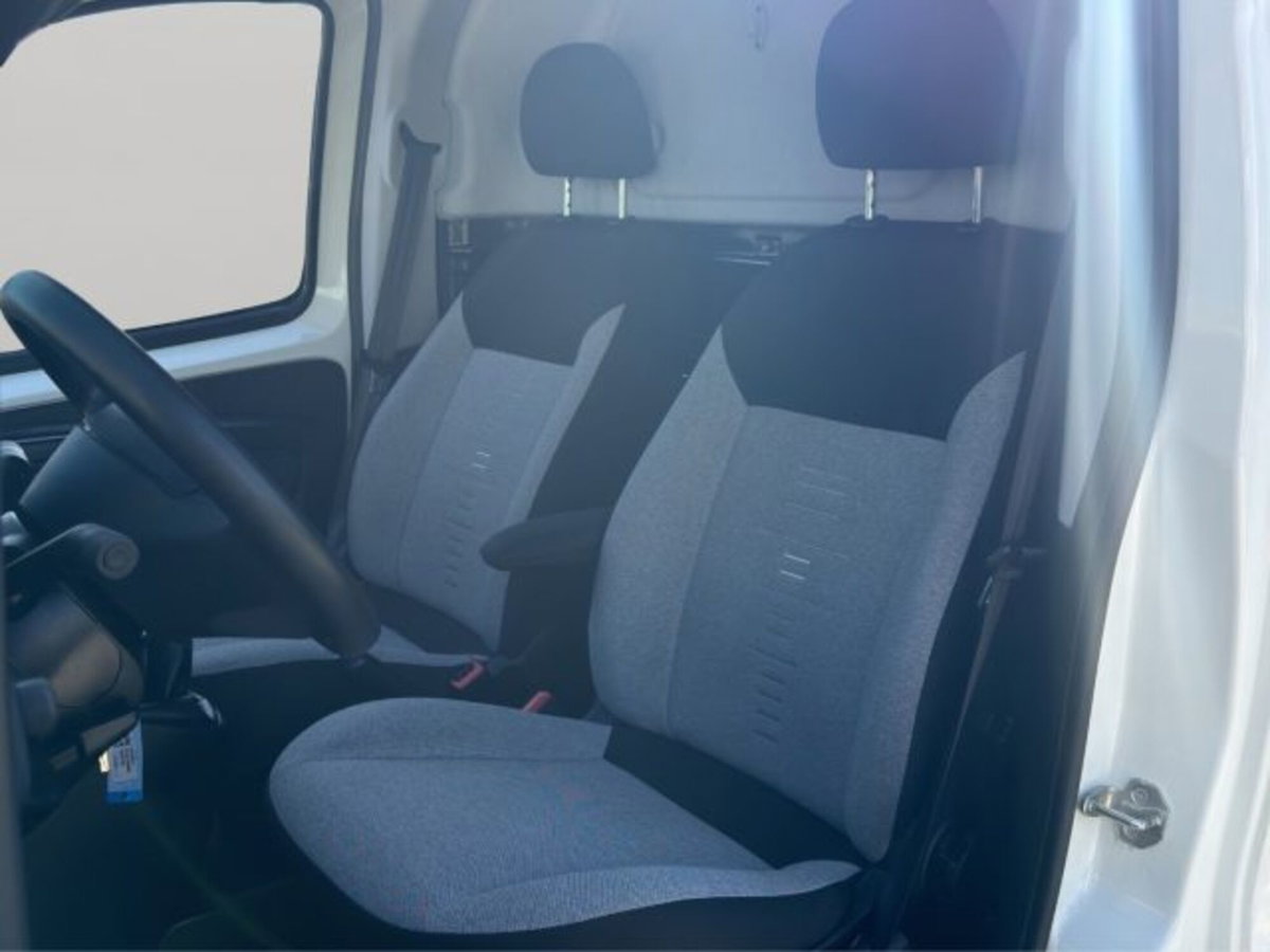 Fiat Fiorino 1.3 MJT 95CV Cargo (14)