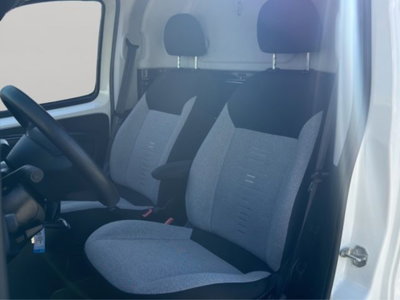 Fiat Fiorino 1.3 MJT 95CV Cargo (14)