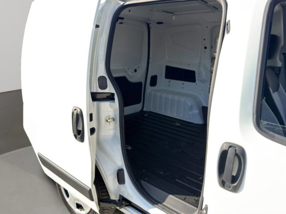 Fiat Fiorino 1.3 MJT 95CV Cargo (8)