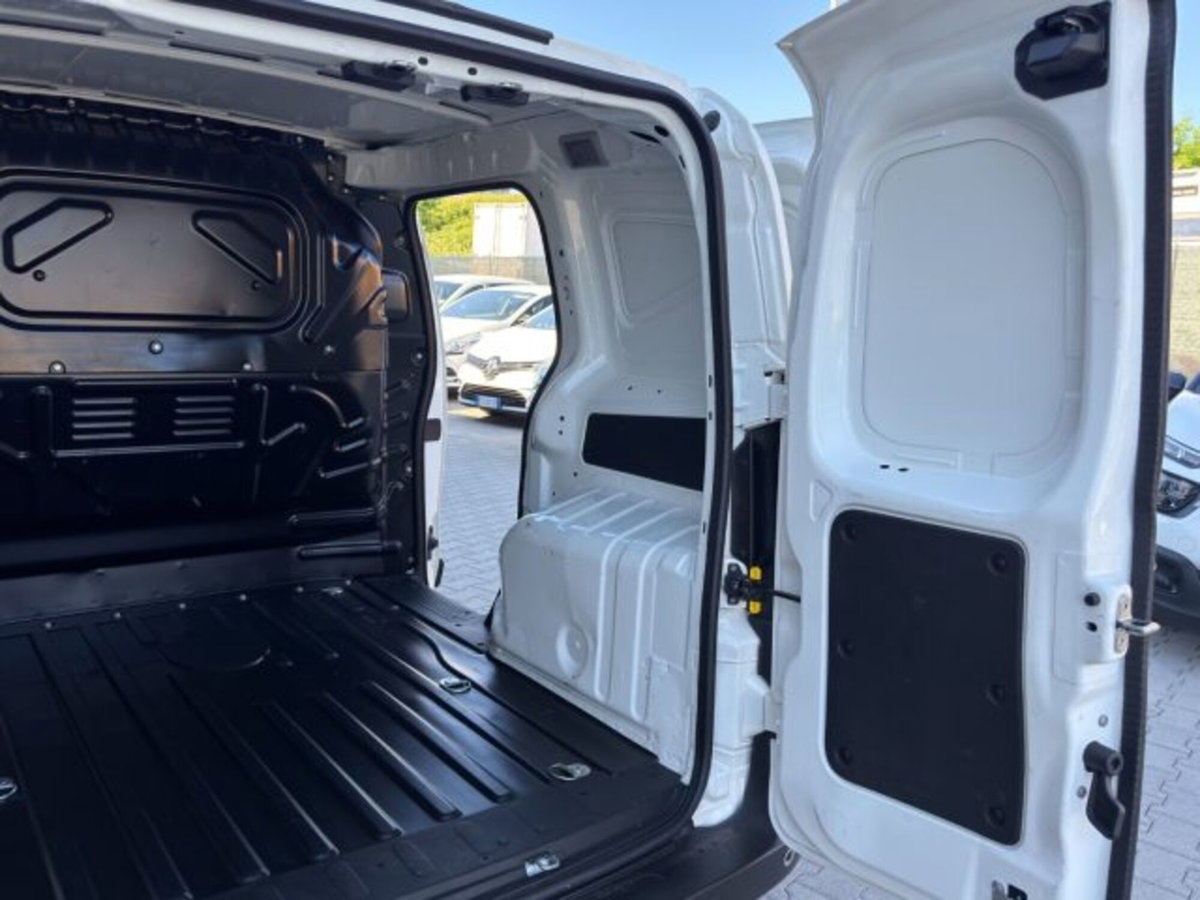 Fiat Fiorino 1.3 MJT 95CV Cargo (16)
