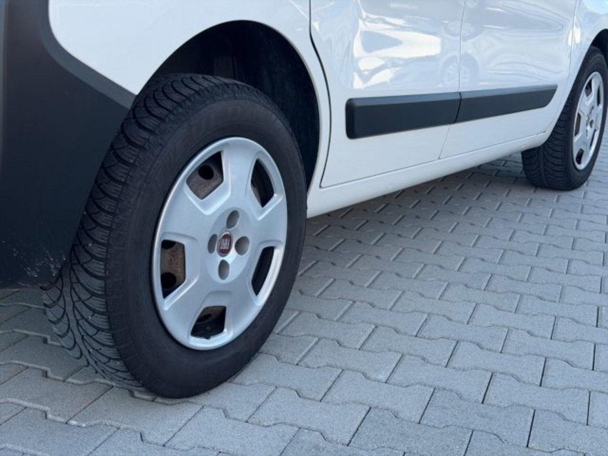 Fiat Fiorino 1.3 MJT 95CV Cargo (18)