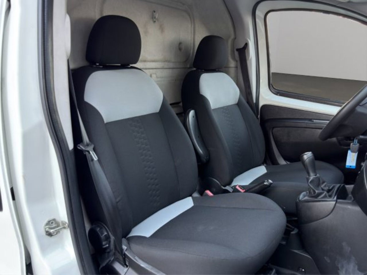Fiat Fiorino 1.3 MJT 95CV Cargo (8)