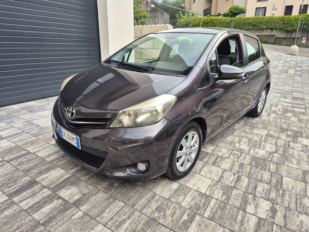 Toyota Yaris 1.3 5 porte Sol