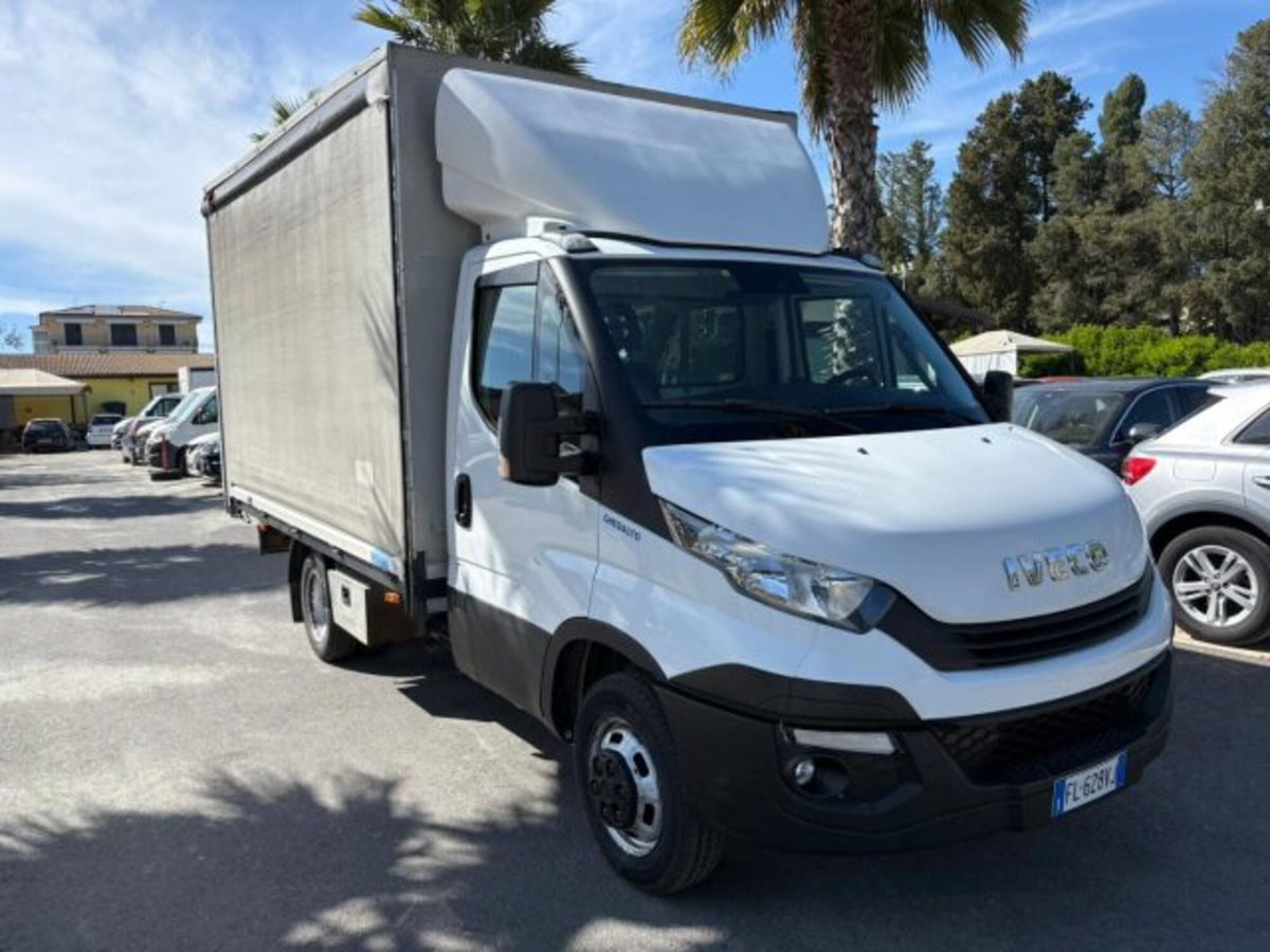 Iveco Daily Telaio 35C18 BTor 3.0 HPT PL-RG Cabinato (3)