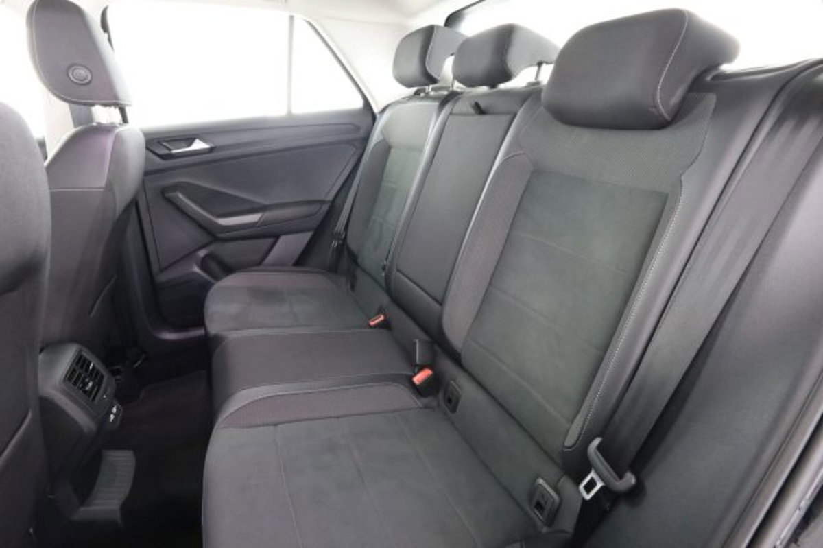 Volkswagen T-Roc 1.0 tsi Style 115cv (3)