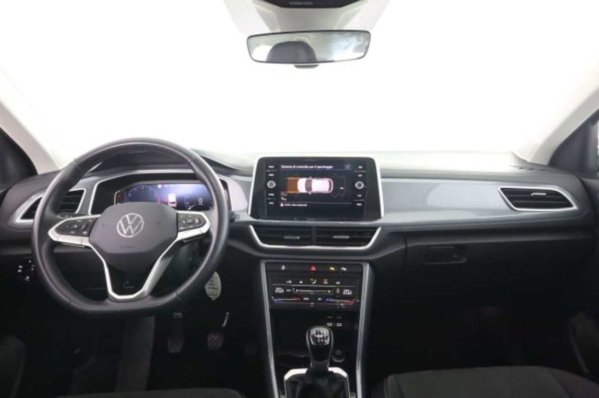 Volkswagen T-Roc 1.0 tsi Style 115cv (4)