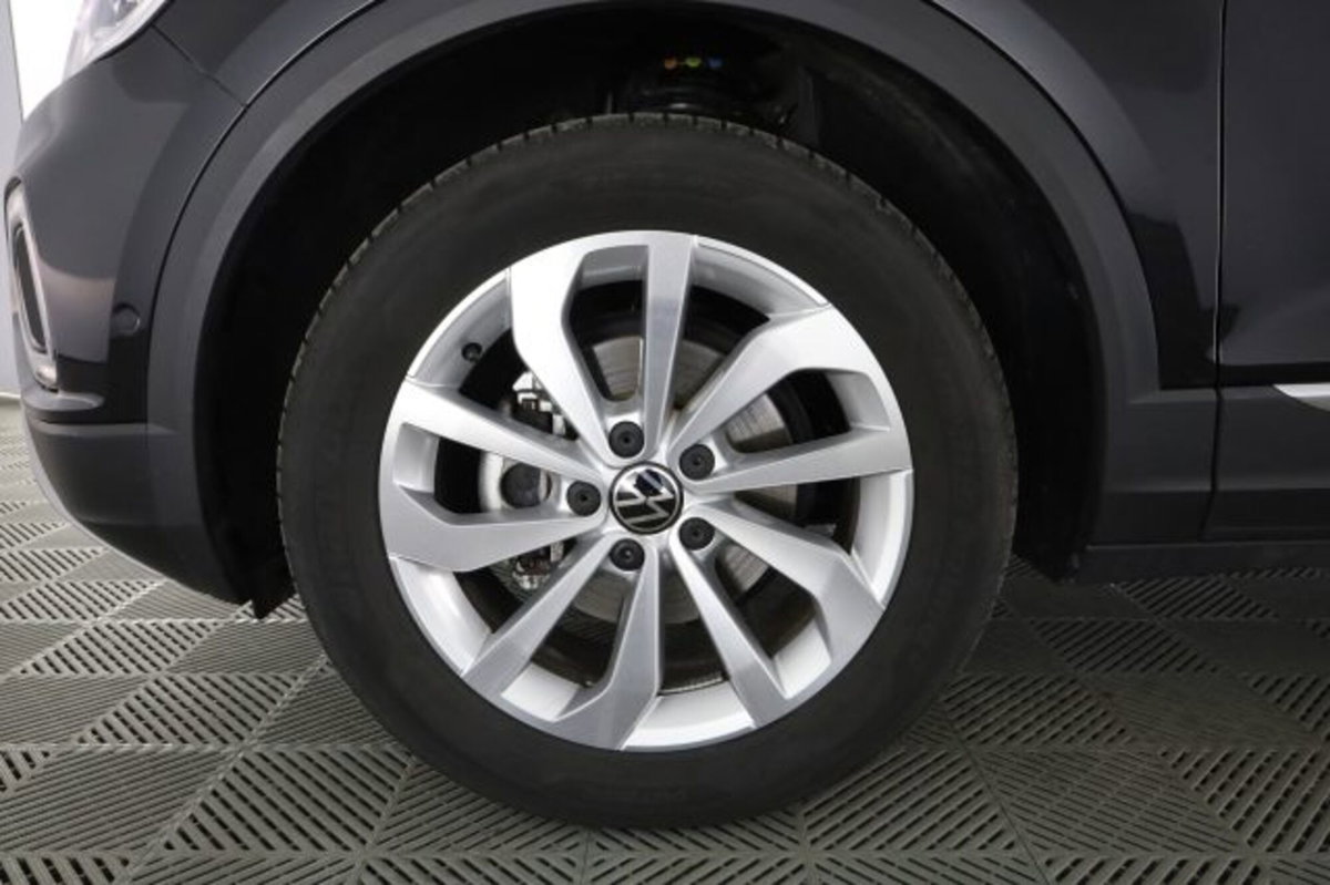 Volkswagen T-Roc 1.0 tsi Style 115cv (8)