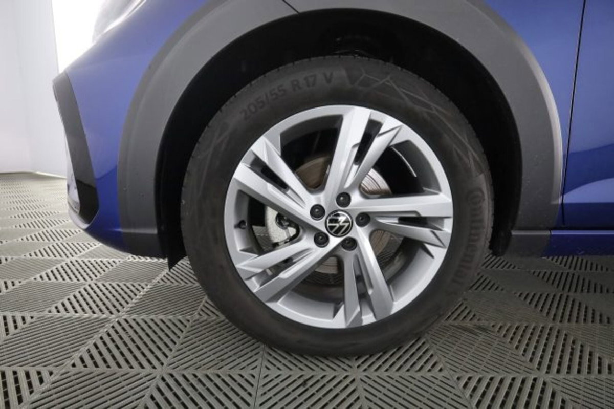 Volkswagen Taigo 1.0 TSI 110 CV DSG R-Line (8)