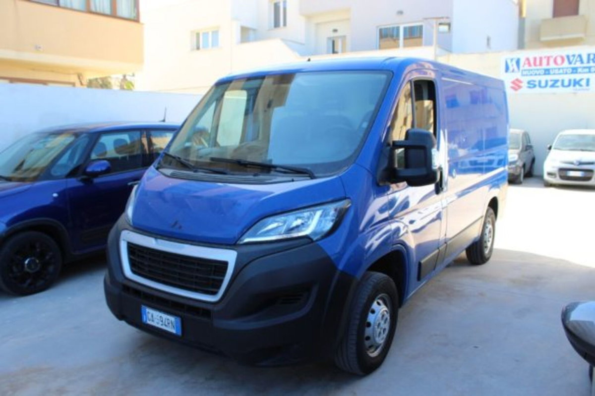 Peugeot Boxer Furgone 330 2.2 BlueHDi 140 S&S PC-TN Furgone Premium (4)