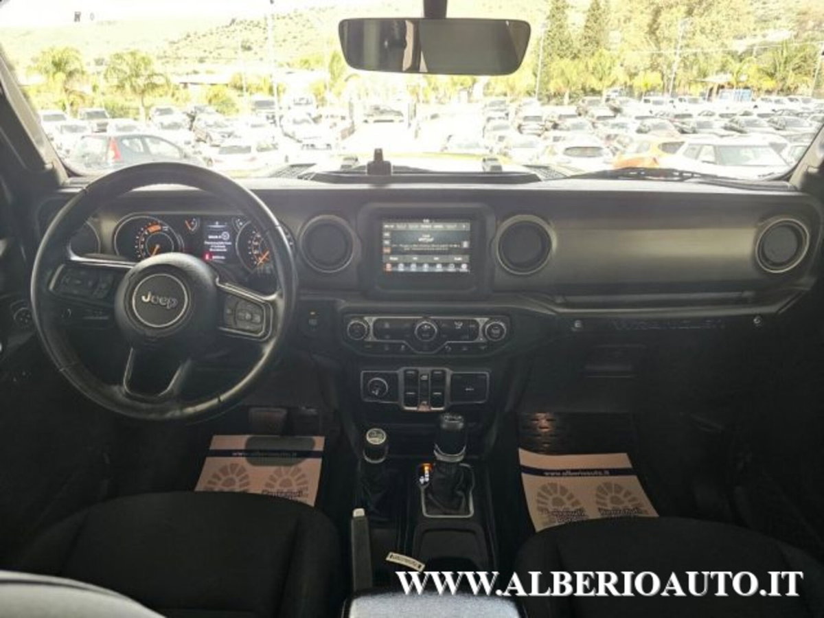 Jeep Wrangler Unlimited 2.2 Mjt II Night Eagle (20)