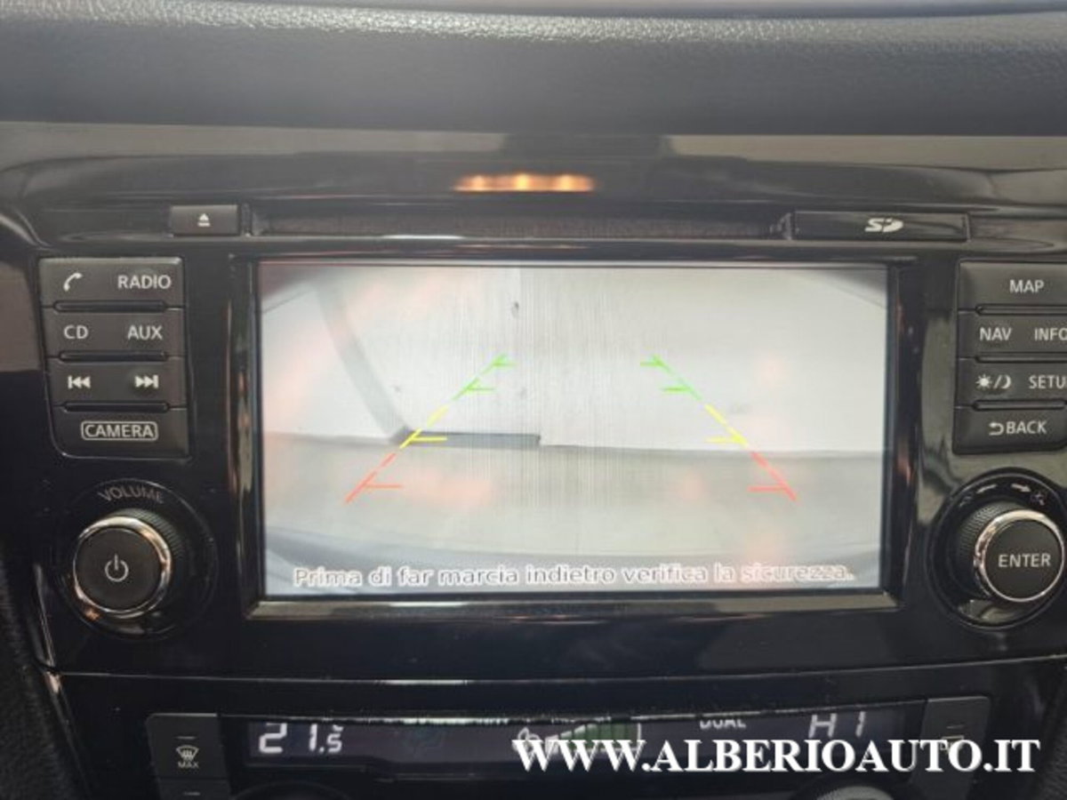 Nissan Qashqai 1.6 dCi 2WD Acenta Premium (13)