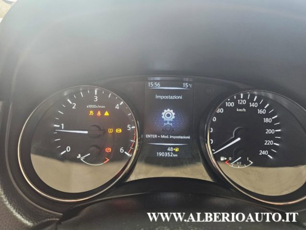 Nissan Qashqai 1.6 dCi 2WD Acenta Premium (15)
