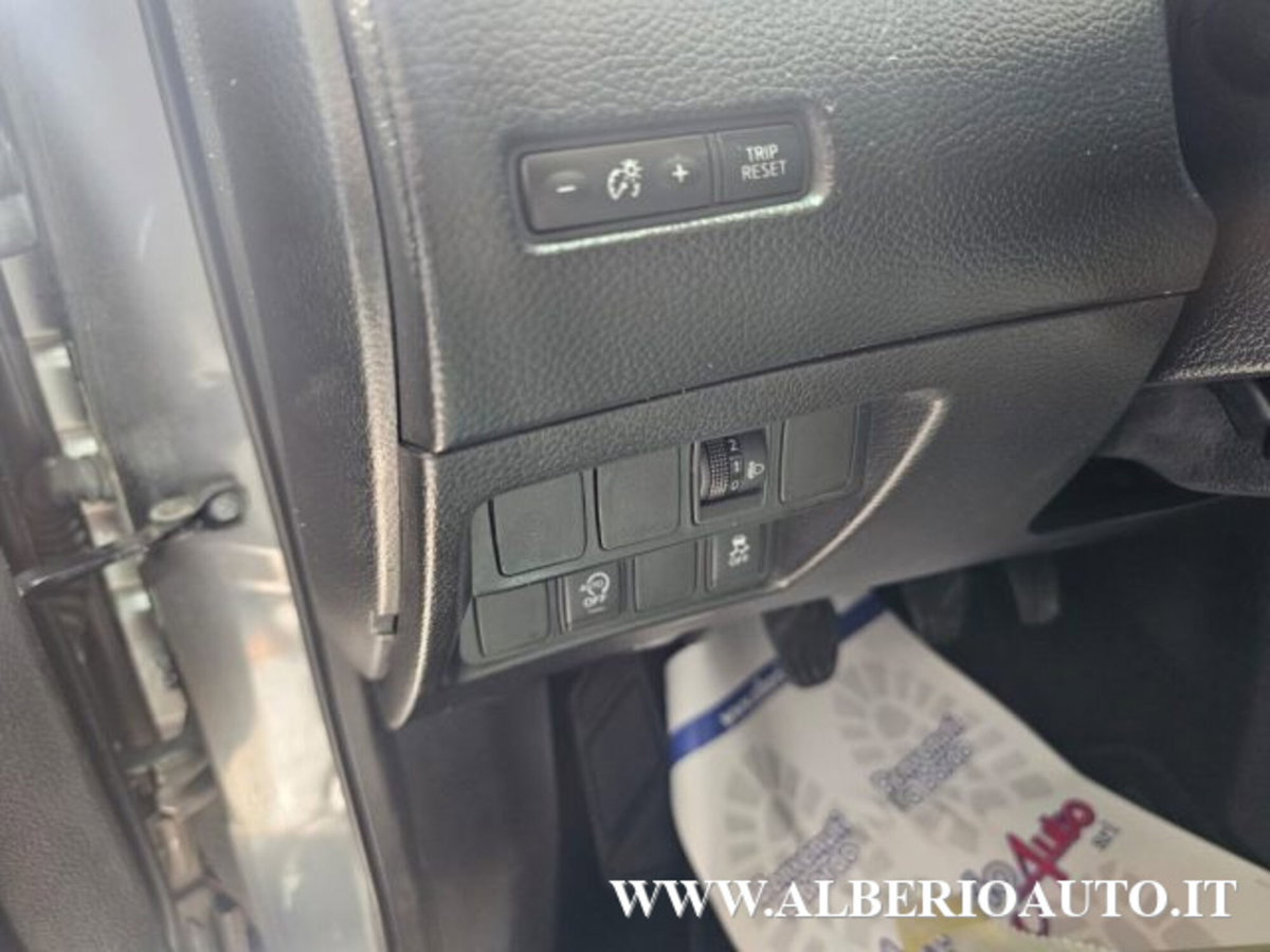 Nissan Qashqai 1.6 dCi 2WD Acenta Premium (16)