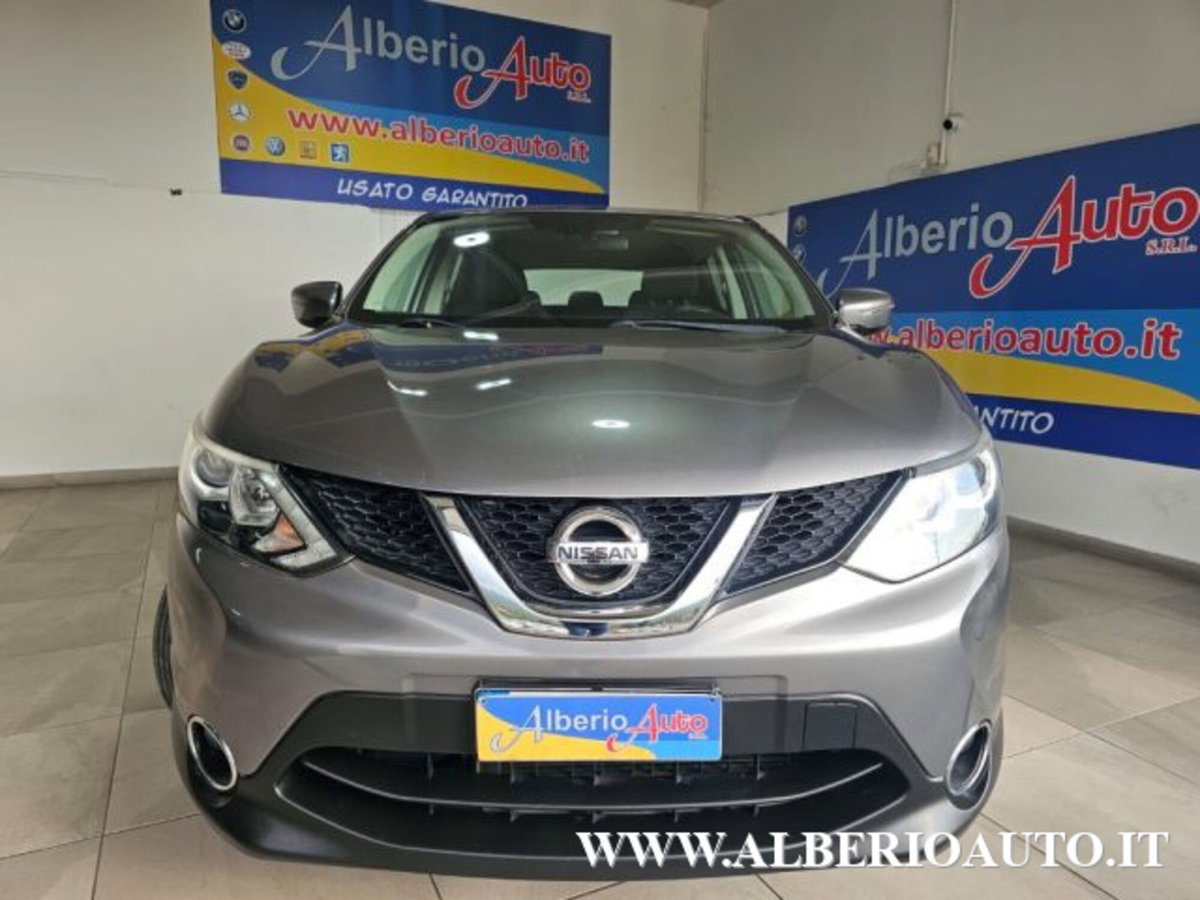Nissan Qashqai 1.6 dCi 2WD Acenta Premium (2)