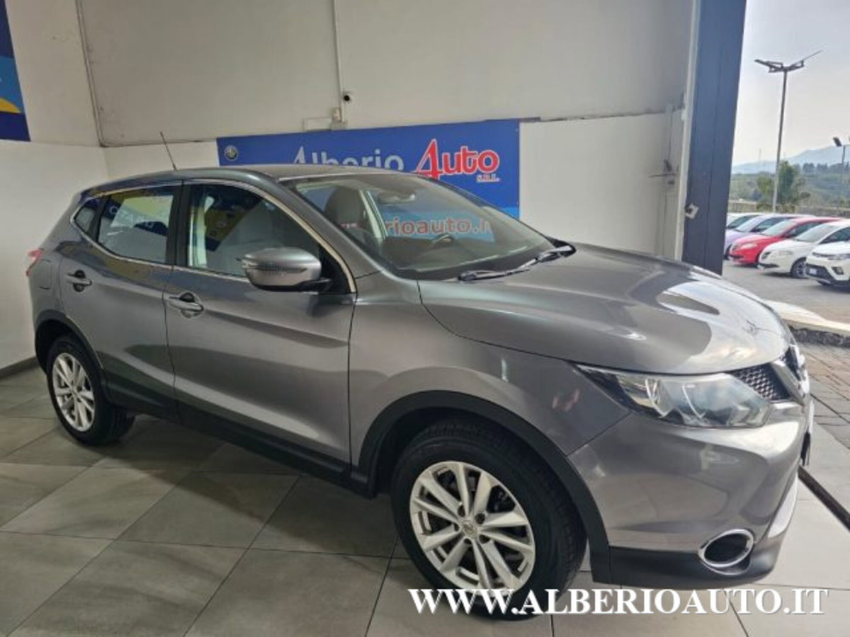 Nissan Qashqai 1.6 dCi 2WD Acenta Premium (3)