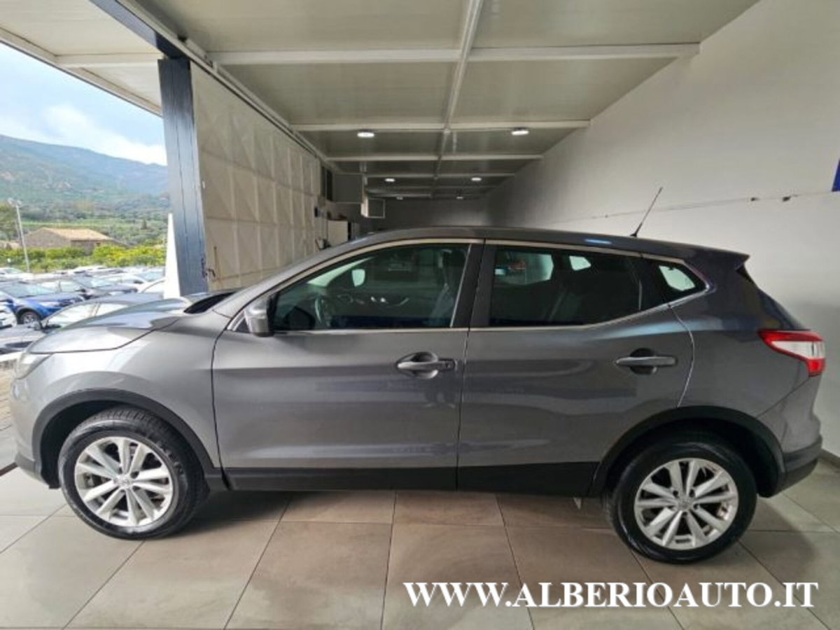 Nissan Qashqai 1.6 dCi 2WD Acenta Premium (6)
