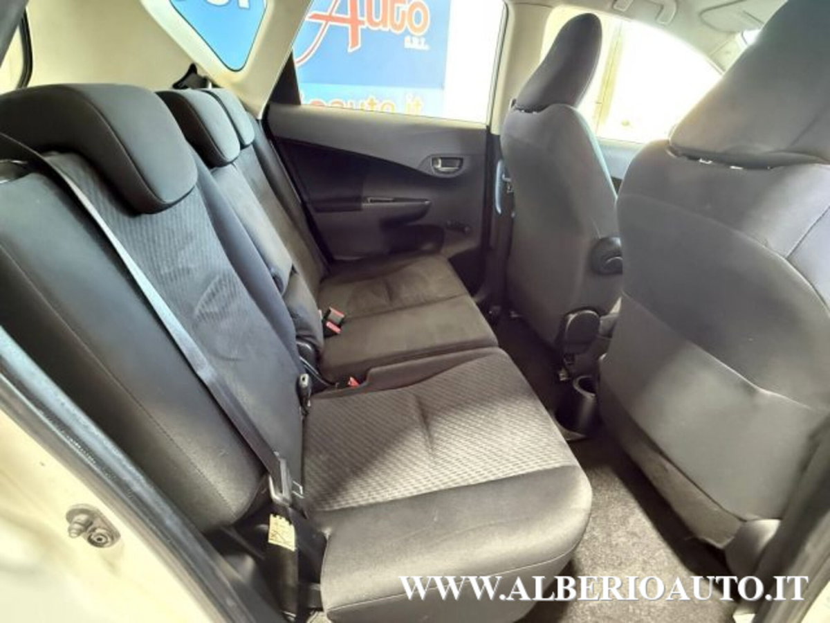 Toyota Verso-S 1.4D MMT Active (9)