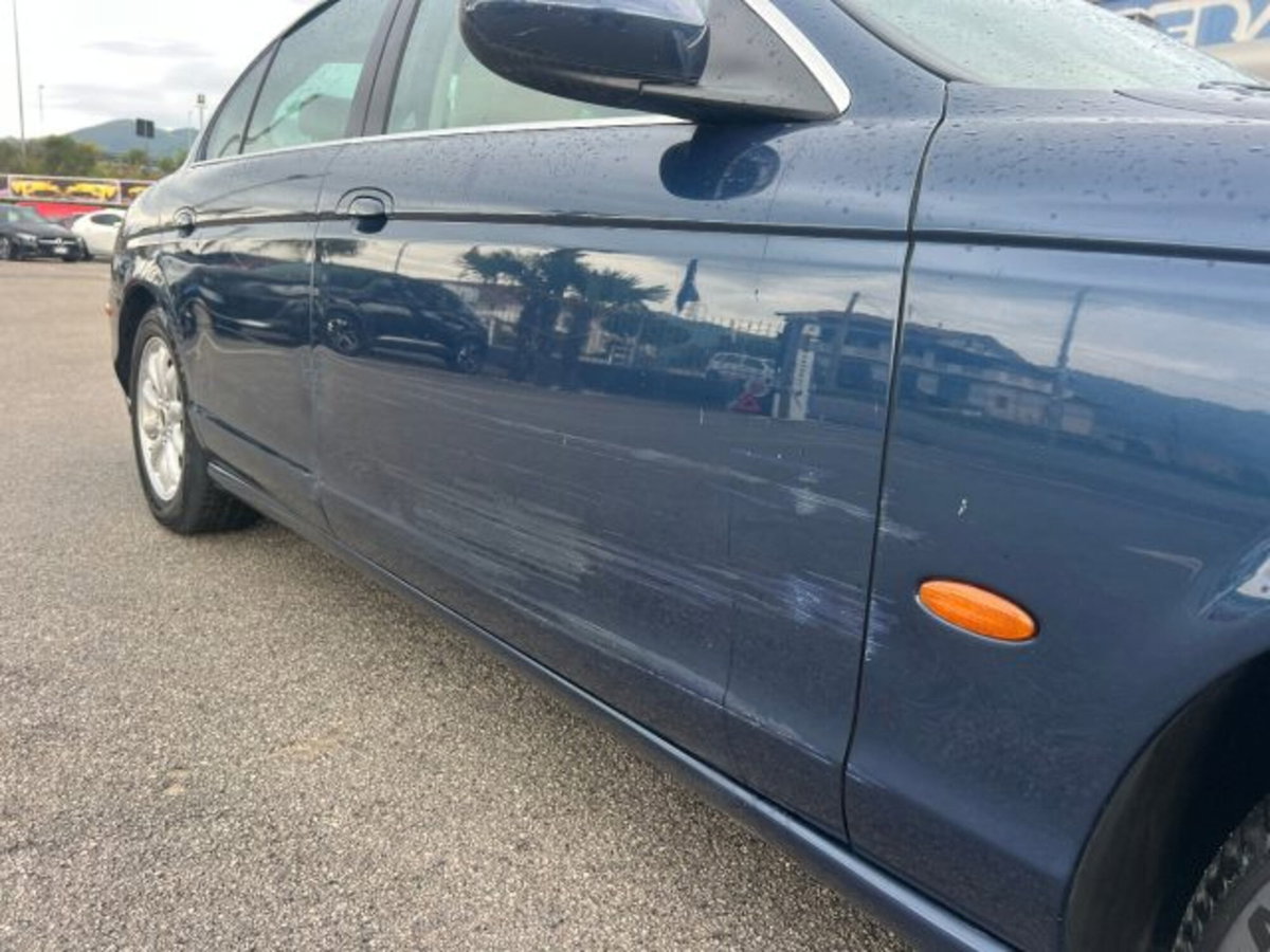 Jaguar S-Type 3.0 V6 Executive (15)