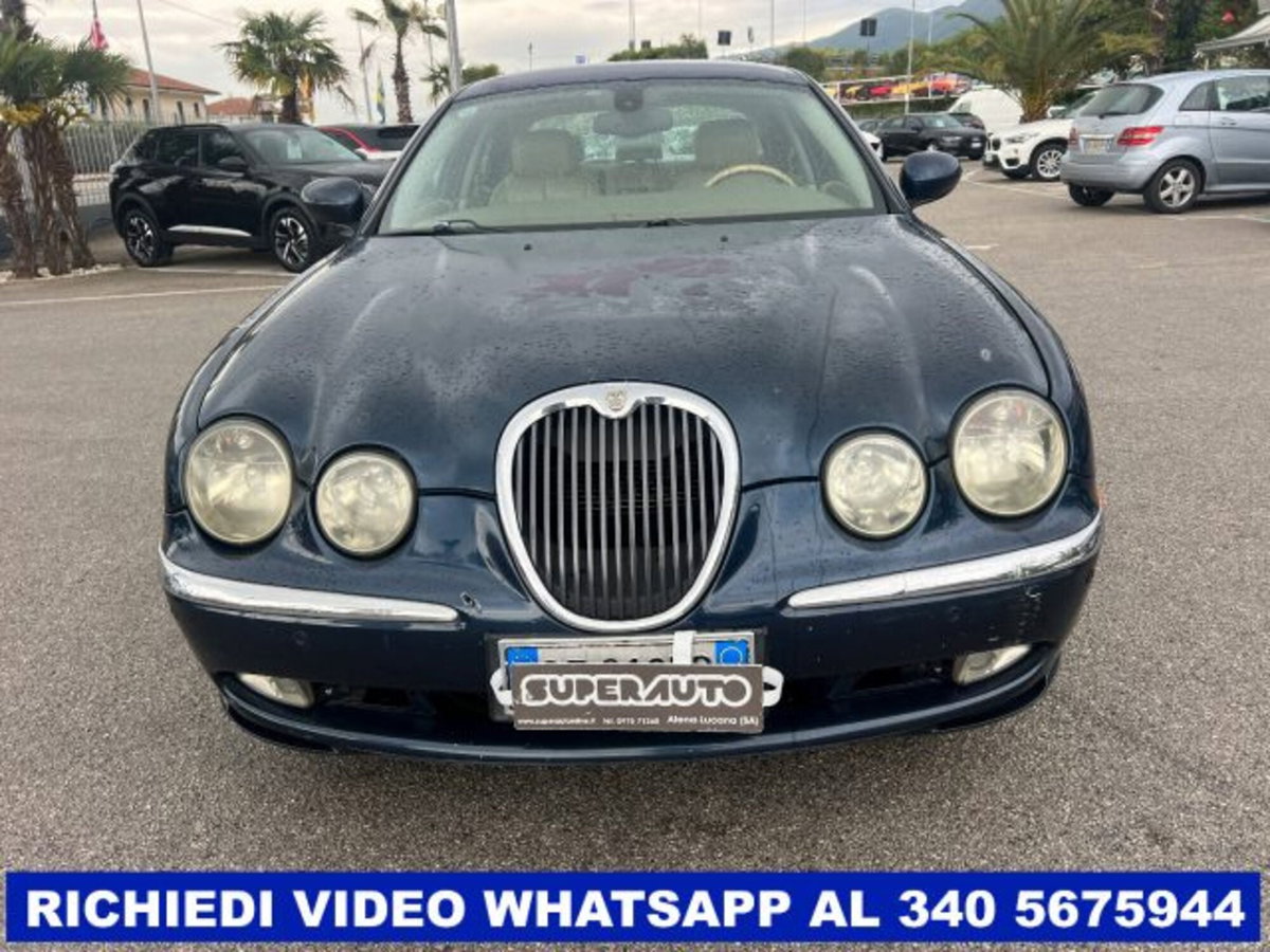 Jaguar S-Type 3.0 V6 Executive (2)