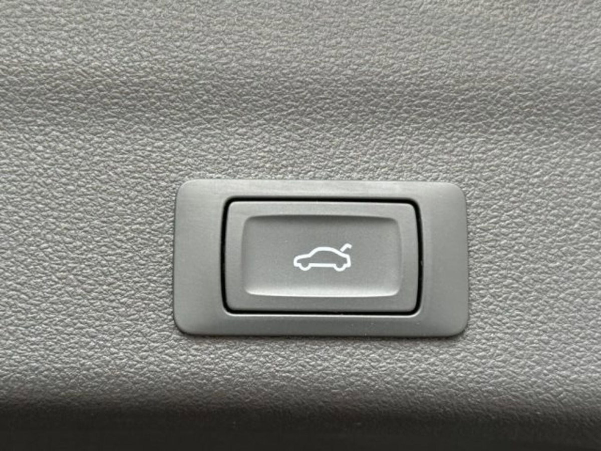 Audi A6 Avant 40 2.0 TDI quattro ultra S tronic Sport (8)