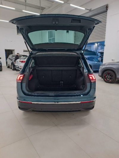 Volkswagen Tiguan 2.0 TDI 150 CV SCR DSG 4MOTION Life (9)