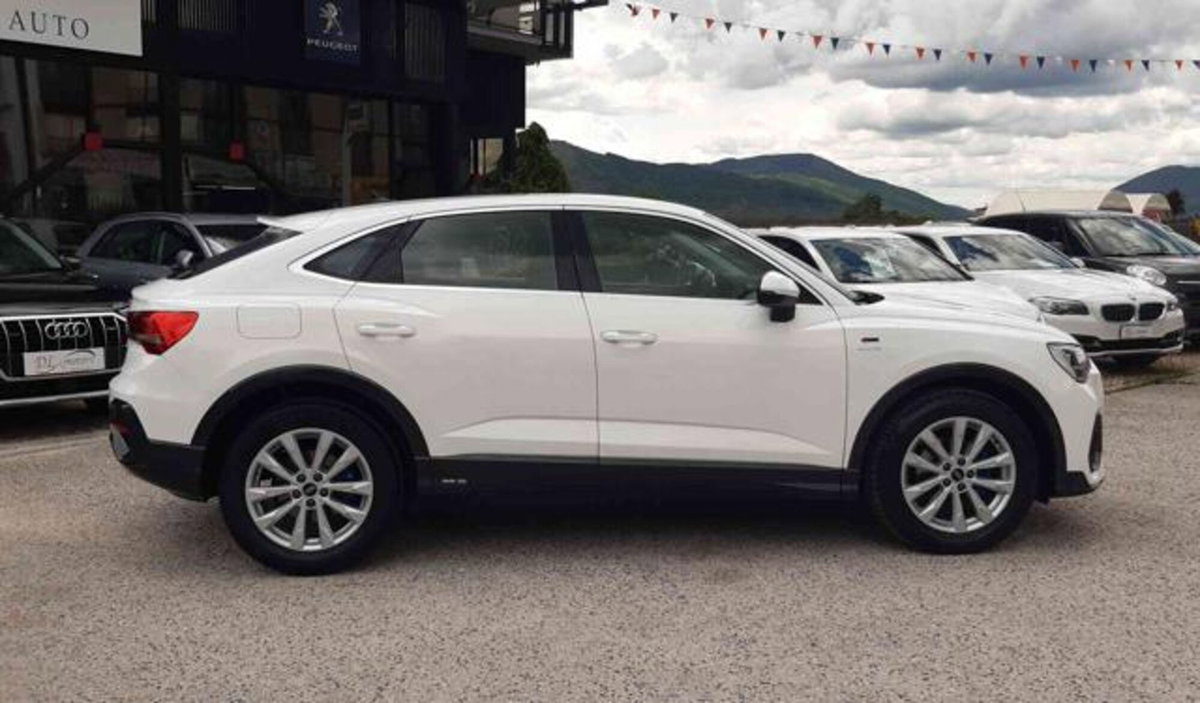 Audi Q3 Sportback 35 TDI quattro S tronic S line edition (11)