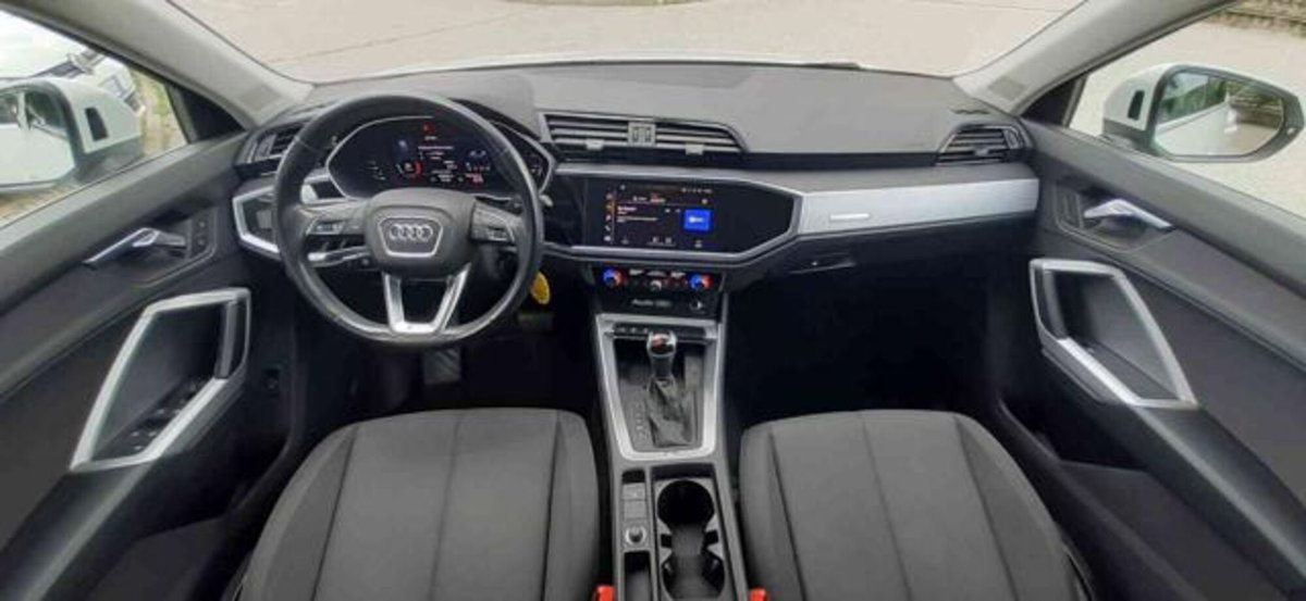 Audi Q3 Sportback 35 TDI quattro S tronic S line edition (17)
