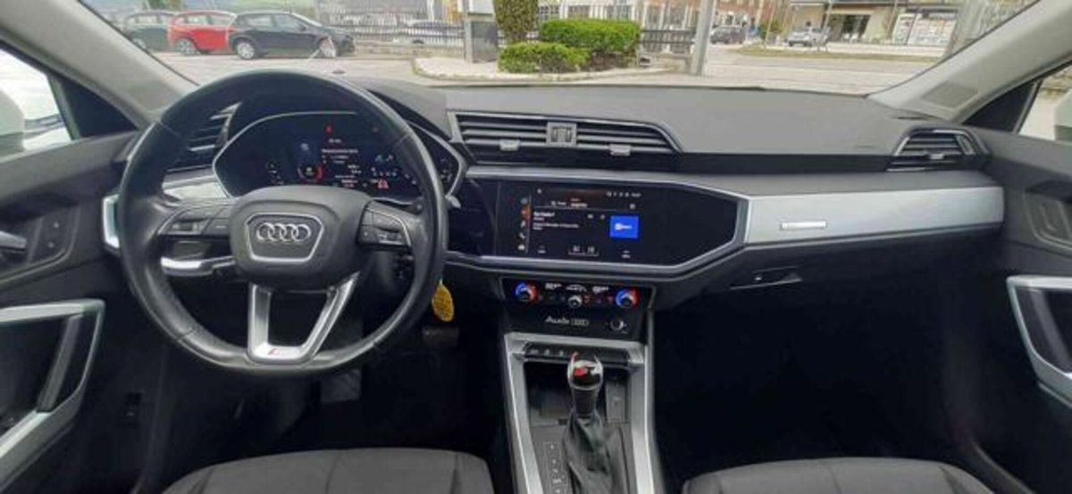 Audi Q3 Sportback 35 TDI quattro S tronic S line edition (19)