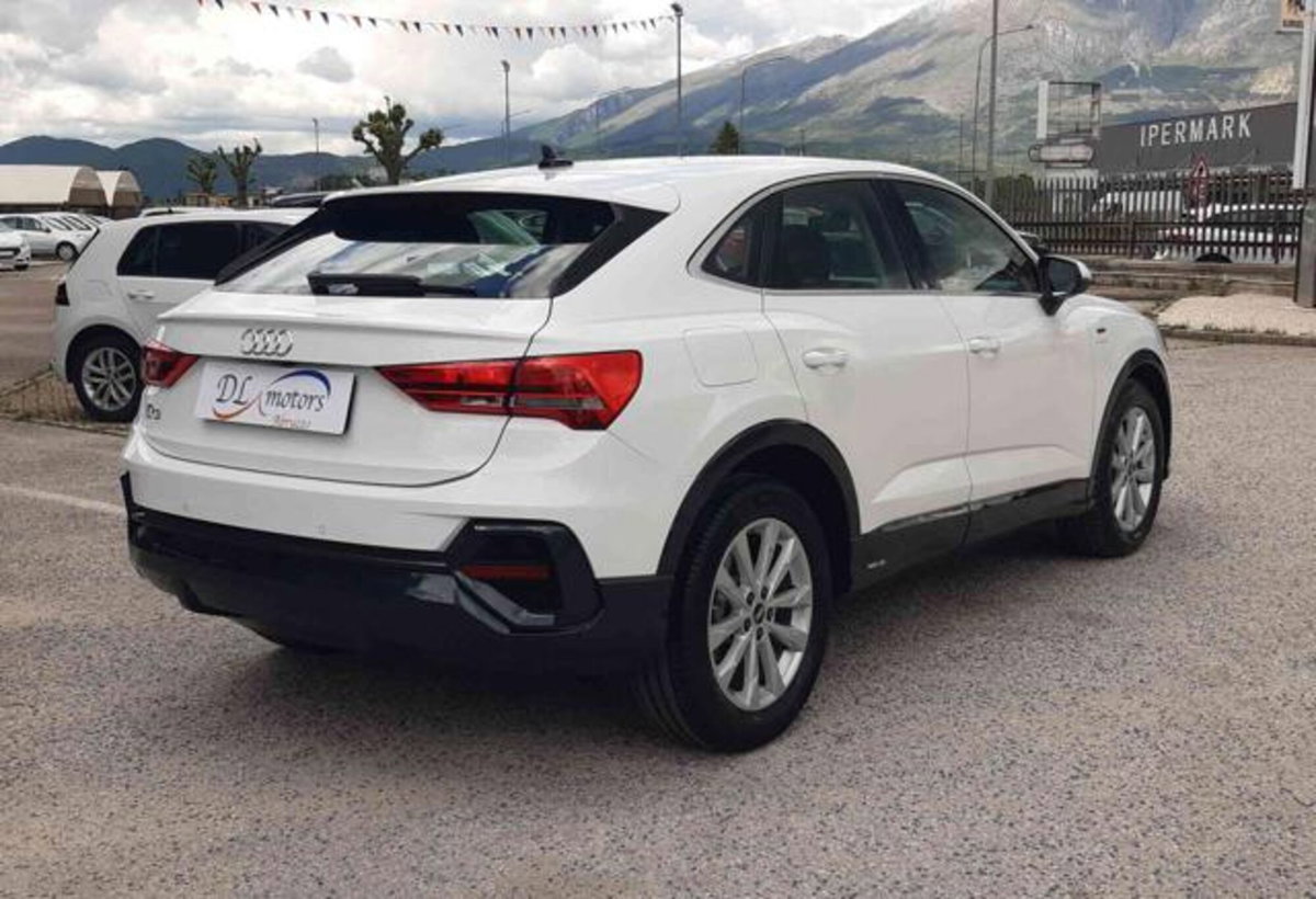 Audi Q3 Sportback 35 TDI quattro S tronic S line edition (9)