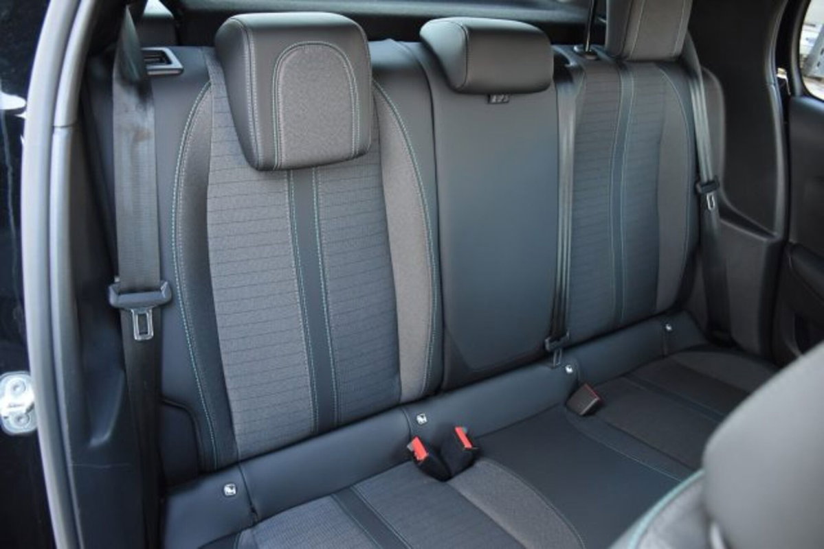 Peugeot 208 PureTech 75 Stop&Start 5 porte Allure Pack (16)