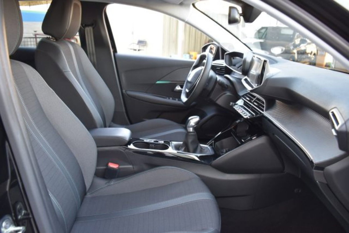 Peugeot 208 PureTech 75 Stop&Start 5 porte Allure Pack (17)
