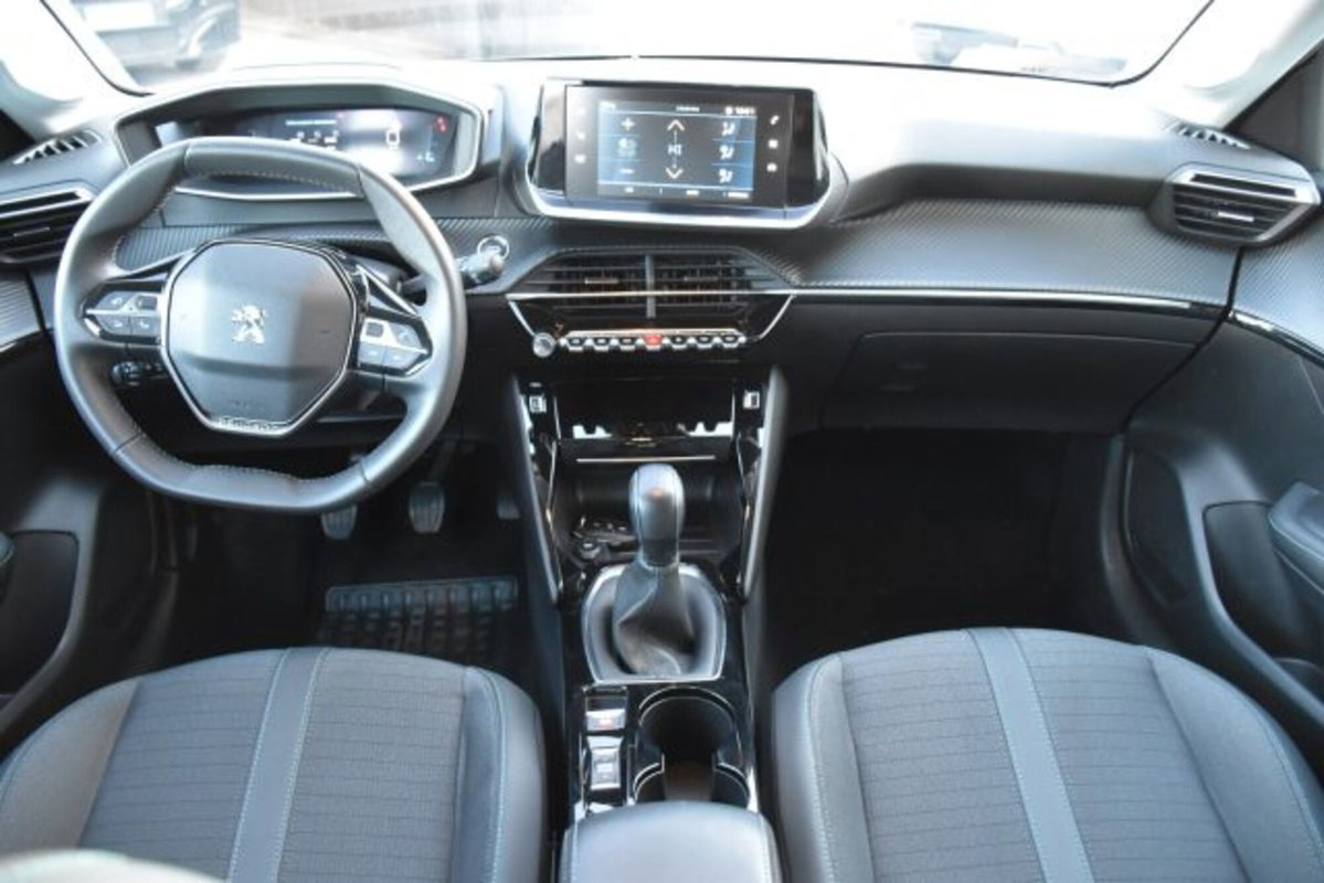 Peugeot 208 PureTech 75 Stop&Start 5 porte Allure Pack (7)