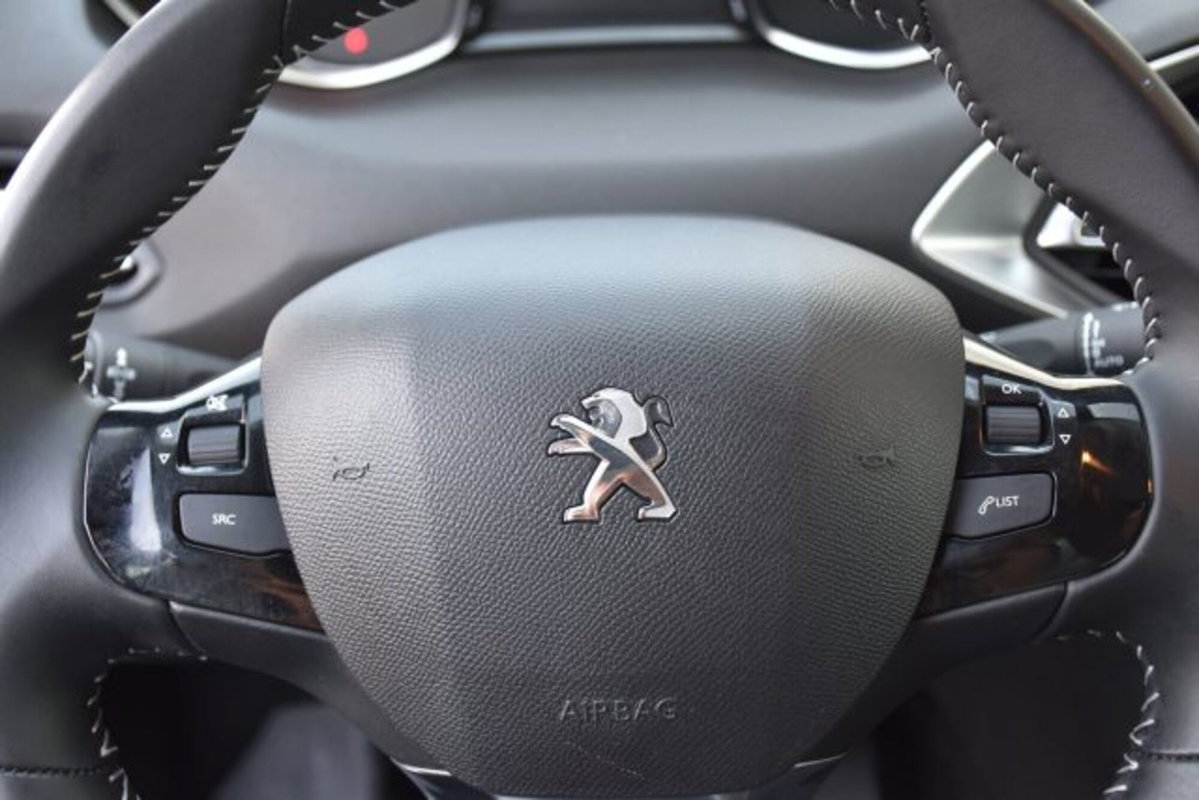 Peugeot 308 BlueHDi 100 S&S Business (12)