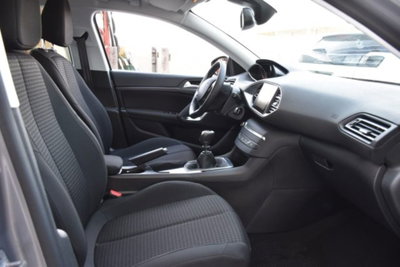 Peugeot 308 BlueHDi 100 S&S Business (18)