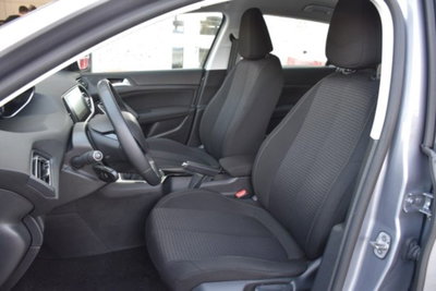 Peugeot 308 BlueHDi 100 S&S Business (8)