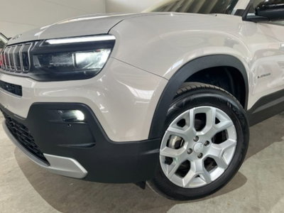 Jeep Avenger 1.2 turbo e-hybrid mhev Altitude fwd 110cv edct6 (4)