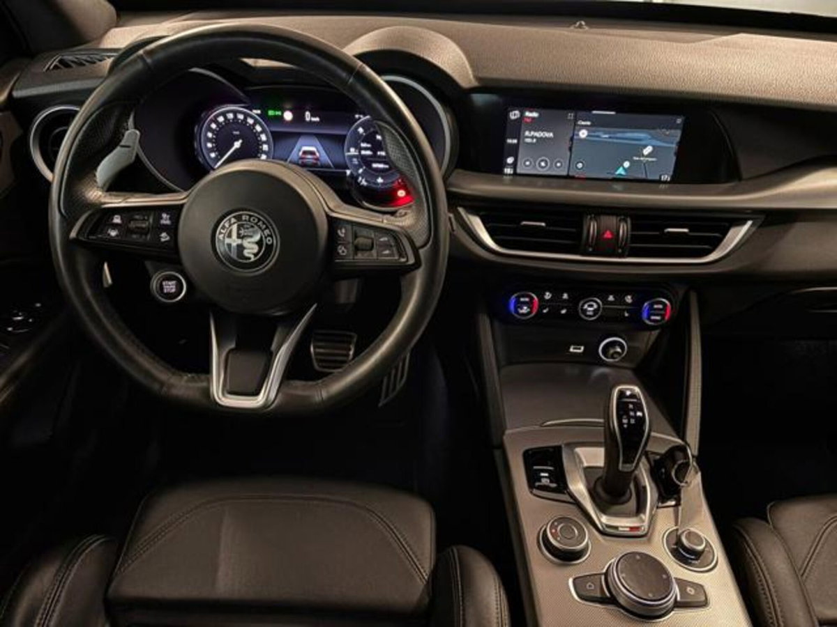 Alfa Romeo Stelvio Stelvio 2.2 Turbodiesel 210 CV AT8 Q4 Veloce (8)